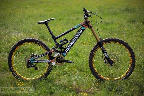 JS_3233_morewood_teambike_couscous.jpg